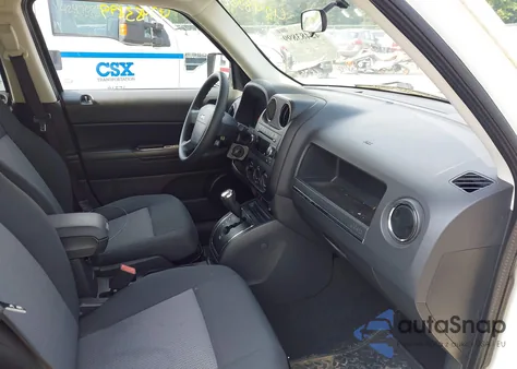 2009 Jeep Patriot Sport from USA, damaged, VIN 1J4FT28B69D218995